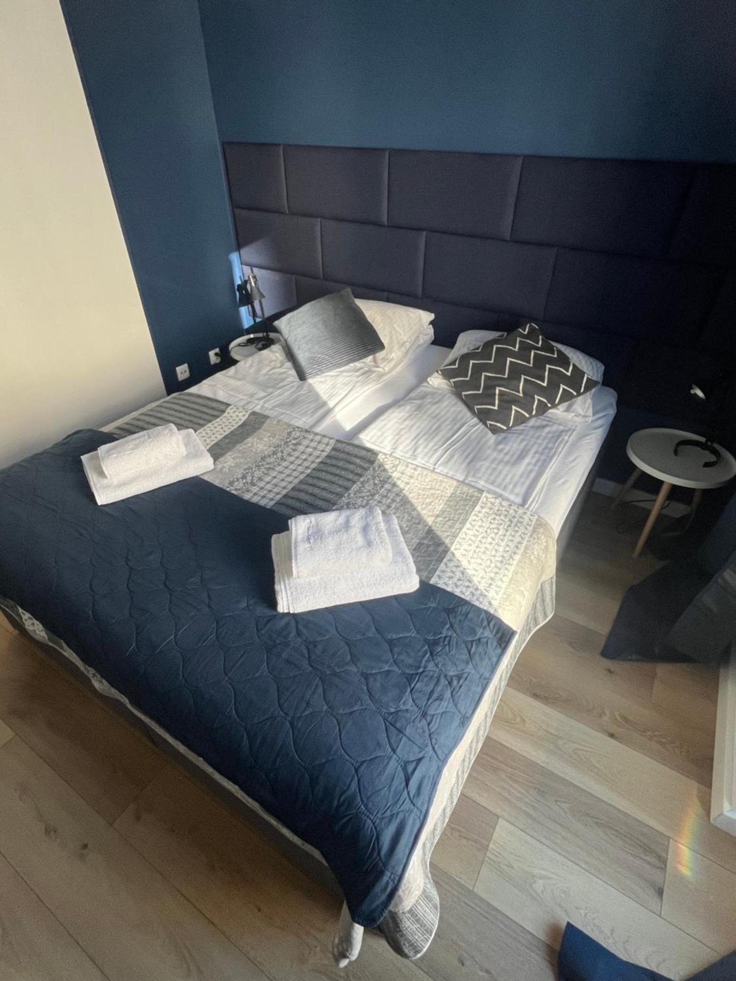 Al-Dom Apartamenty Kniewskiego 11 コウォブジェク エクステリア 写真